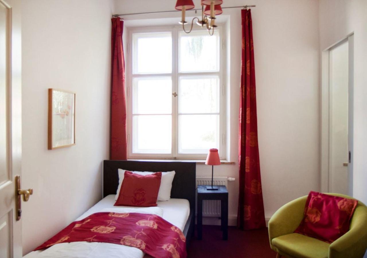 Naturschlosshotel Blumenthal Aichach Habitación foto