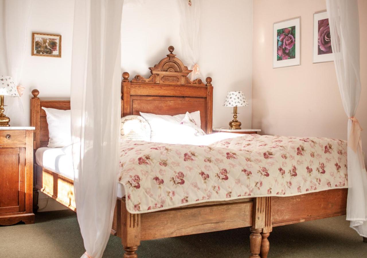 Naturschlosshotel Blumenthal Aichach Habitación foto